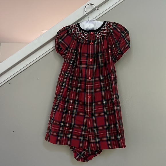 Edgehill Collection Short Sleeve Smocked Holiday Plaid Dress - Picture 4 of 8